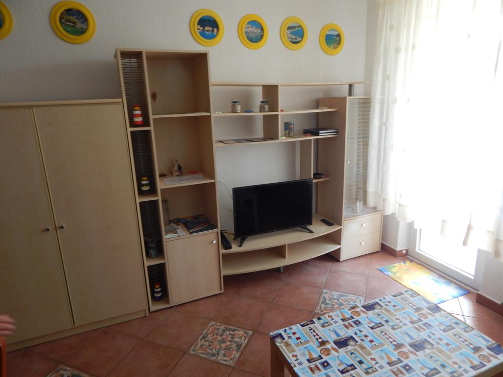 Apartament Yellow Submarine Lucija Zewnętrze zdjęcie